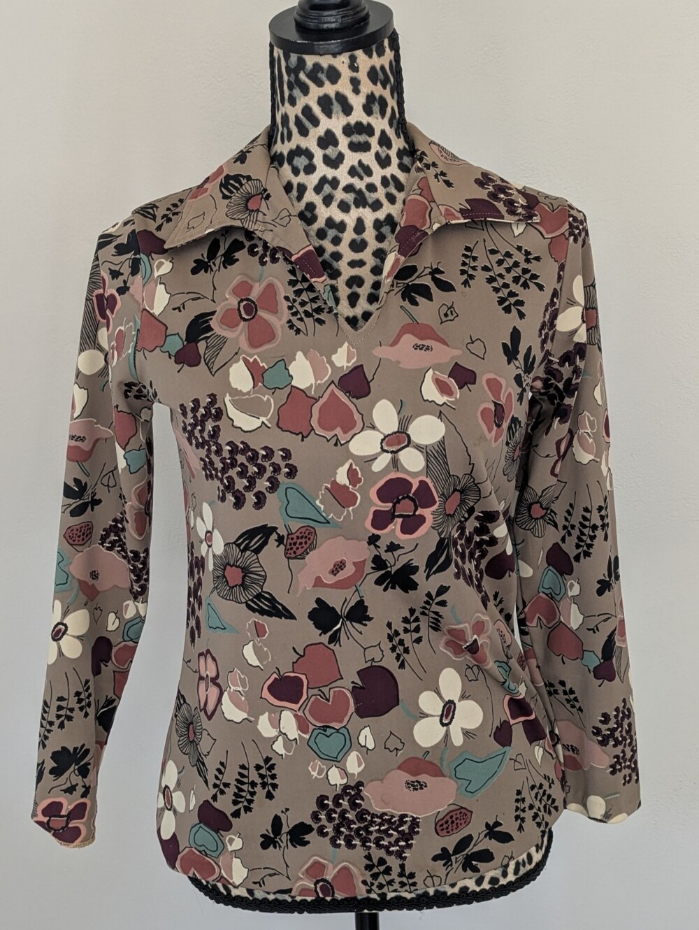 Vintage floral long sleeve collared shirt